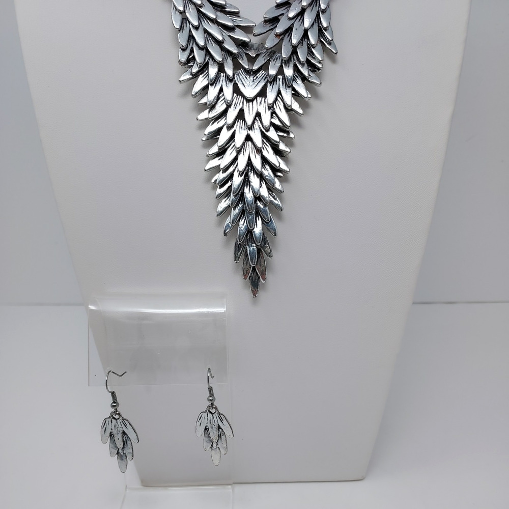 Statement Bib Necklace Earring Set Articulated Feather or Leaf Silver Tone